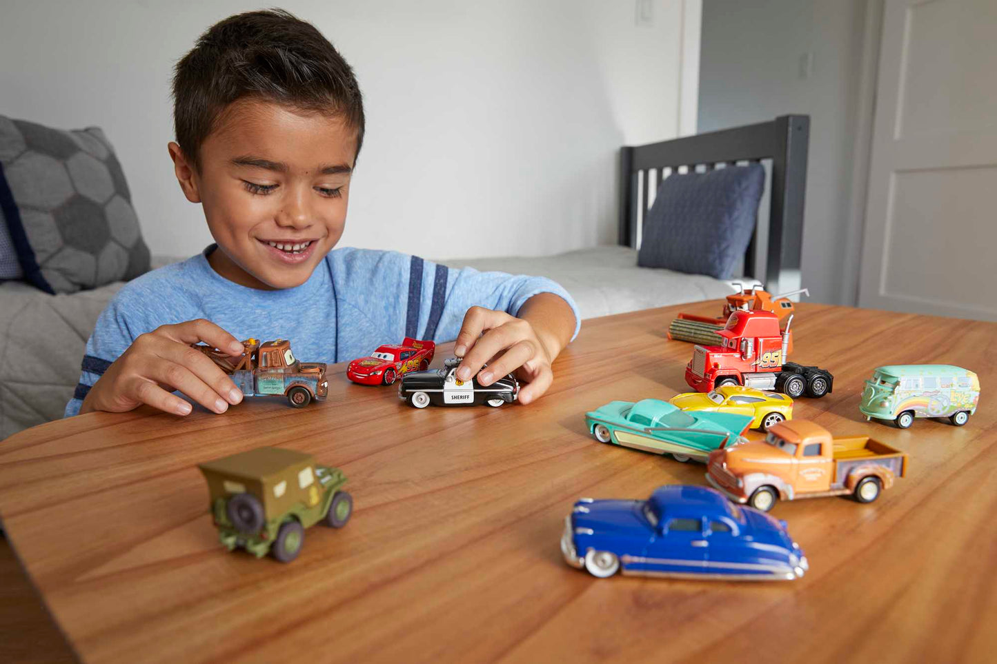 Carros da Disney e Pixar Diecast Ve¨ªculo de Brinquedo Jackson Storm